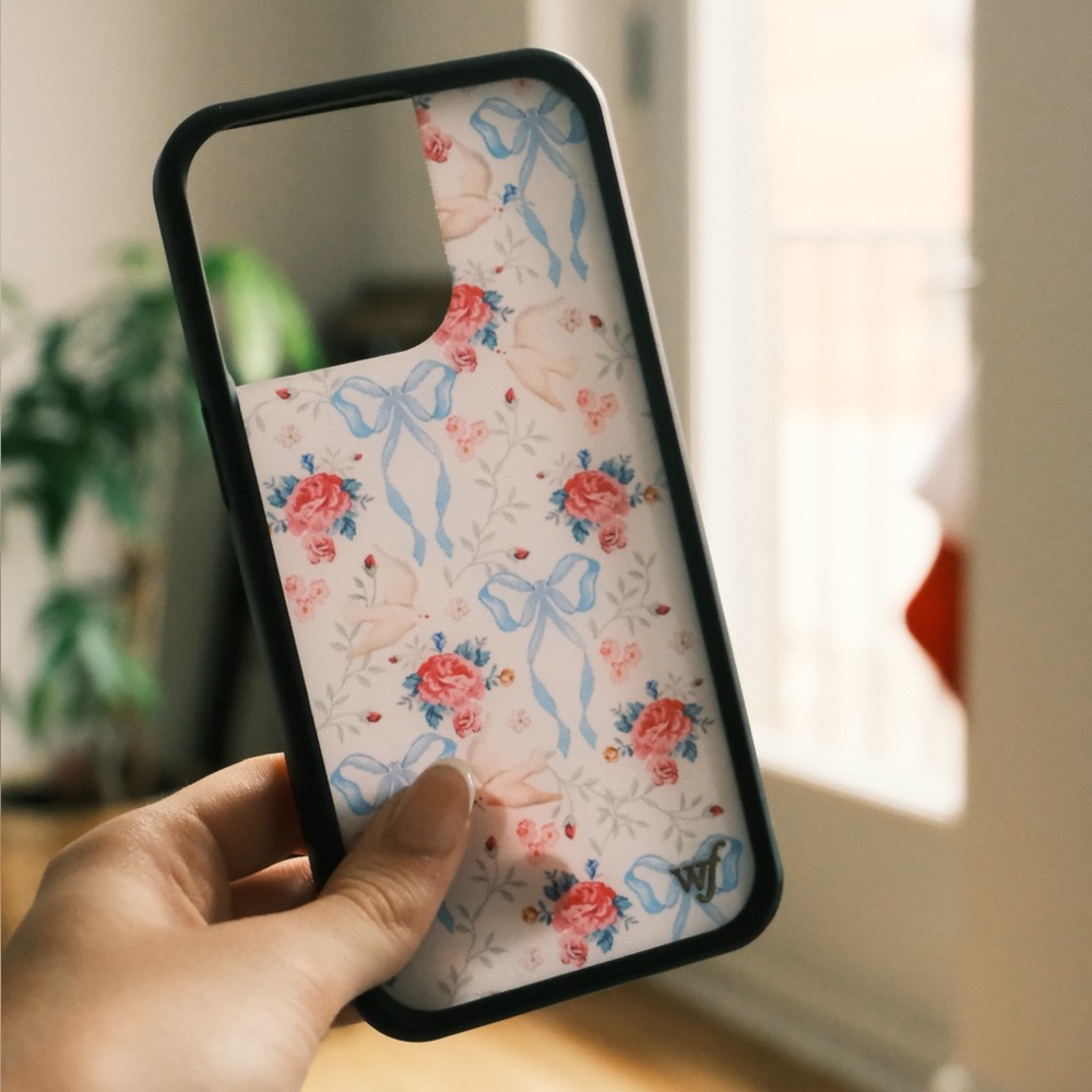 Floral Phone Case with Blue and Pink Design